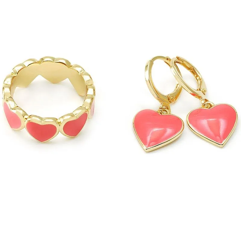 Coral emaye kè bijou ansanm